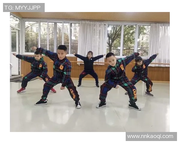 上海街舞队的团队协作与创意碰撞探索街舞文化的魅力与挑战