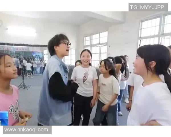 重庆街舞队的默契配合与团队精神探讨